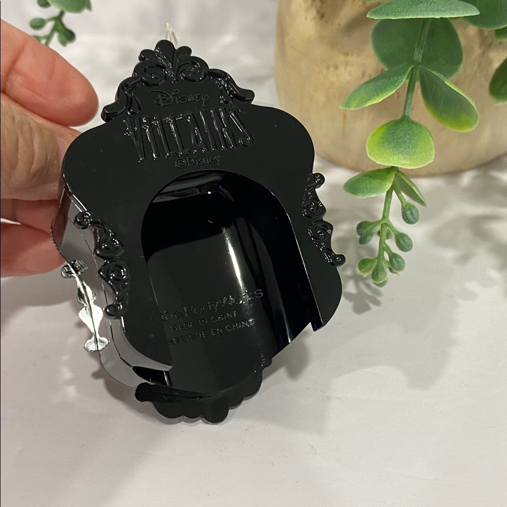 Disney Villains Bath & Body Works “Evil Queen” Mirror PocketBac Holder - Picture 3 of 7